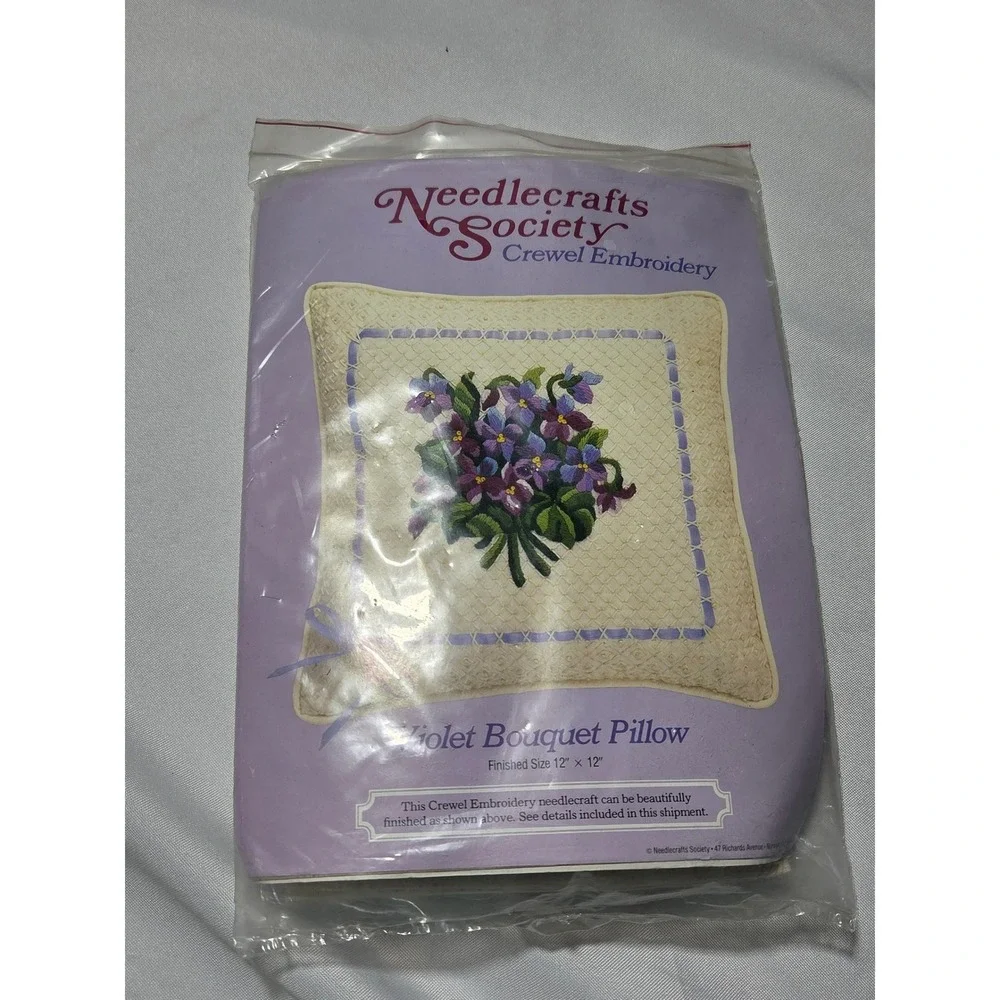 Needlecrafts Society Violet‎ Bouquet Pillow Crewel Embroidery Kit 12x12 Vintage